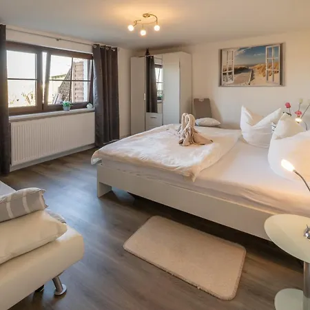 Apartment Seeblick - A48759 Neuensien